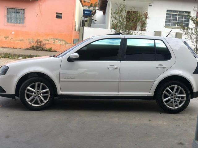 Golf 1.6 teto solar, carro impecável - Foto 4