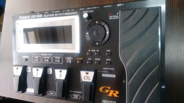 Pedaleira Roland GR-55 + Captador GK3 e cabo midi - * Imperdível - Foto 2