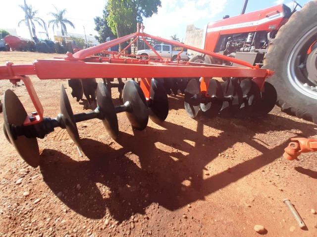Grade X Niveladora 24 Discos Hidráulica Massey Ferguson - Nova Andradina - MS - Foto 2