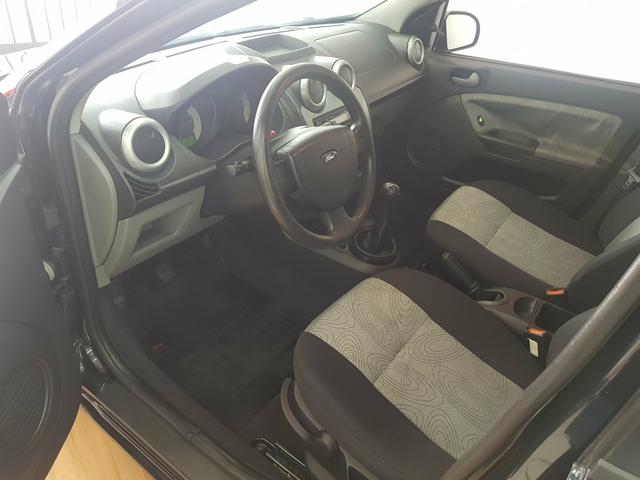 Ford Fiesta sedan 1.6 Completo FLEX - Foto 2