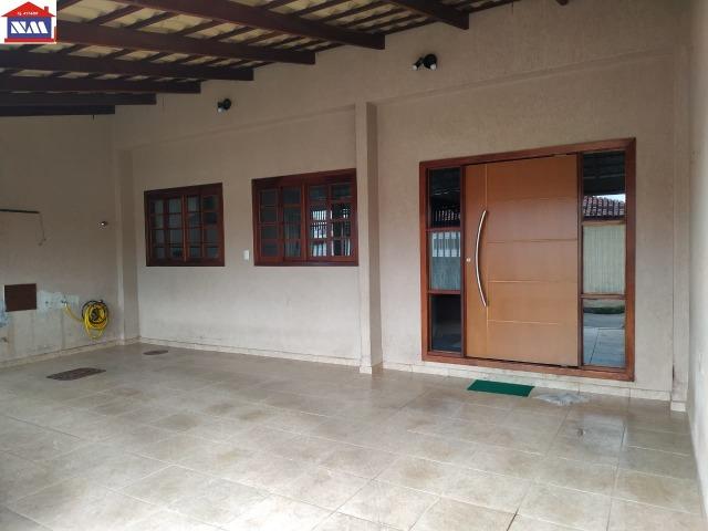 00633 - QR 412! Fino acabamento! Luxuosa casa na laje! Aceito financiamento - Foto 2