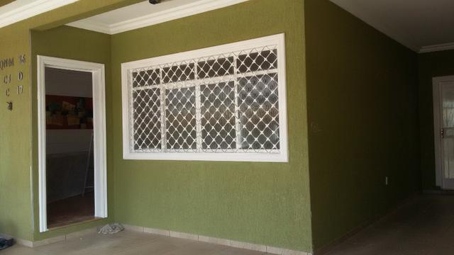QNM 36, linda casa com 04 quartos sendo 01 suíte. Ac Financiamento - Foto 2
