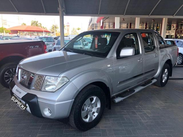 NISSAN FRONTIER 2011/2012 2.5 XE 4X2 CD TURBO ELETRONIC DIESEL 4P MANUAL - Foto 3