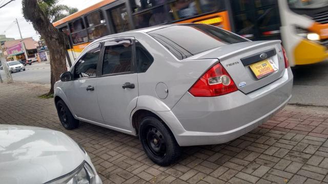 FORD FIESTA 2008/2008 1.0 MPI SEDAN 8V FLEX 4P MANUAL - Foto 4