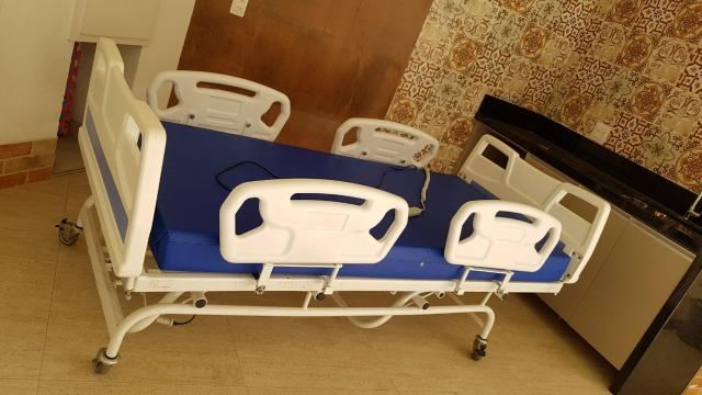 Cama hospitalar elétrica de 3 movimentos - Foto 5