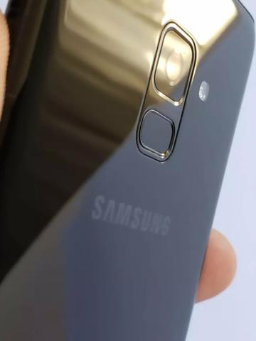 SAMSUNG A8 4gb 64gb, impecável! - Foto 3