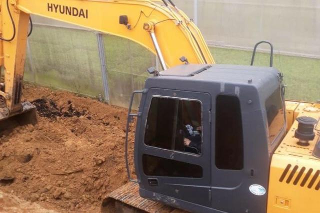 Hyundai R160 12\12