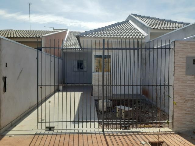 8390 | Casa à venda com 2 quartos em Jd. Universal, Sarandi
