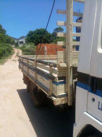 Carroceria de Madeira