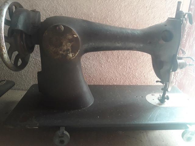 Máquina de costura - Foto 2