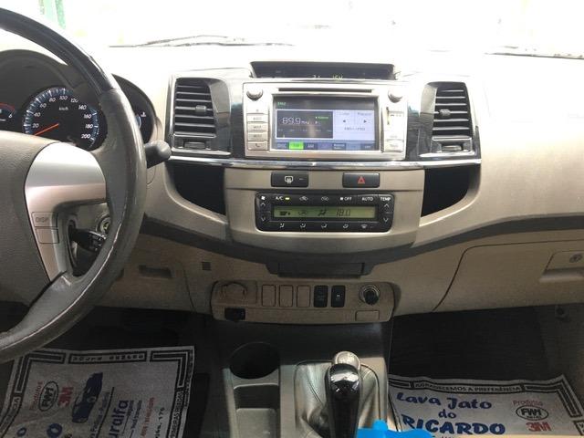 Hilux sw4 srv 3.0 diesel 2013 automatica 7 lugares - Foto 12