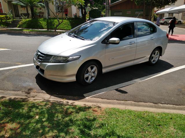 Honda City LX Manual muito novo!