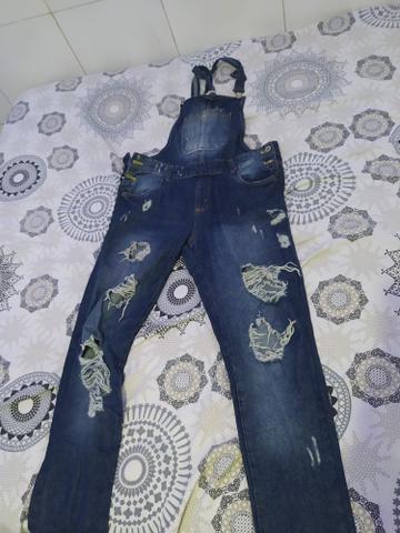 Macacão jeans semi novo