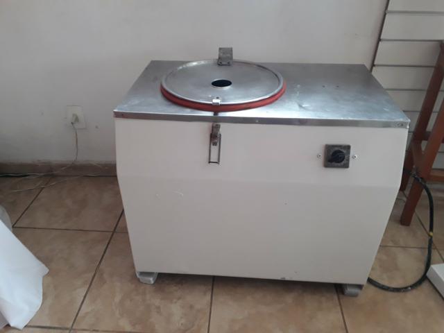 Masseira Industrial G Paniz AR 25 220v trifásica