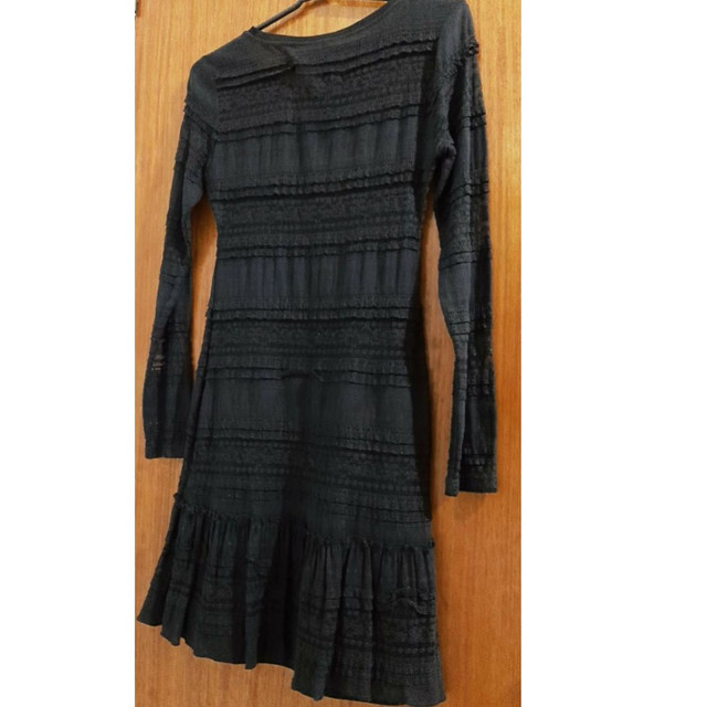 vestido todo preto
