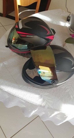 2 capacetes Pro Tork
