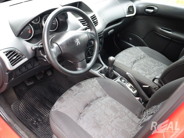 Peugeot 207 Hatch XR 1.4 Completo Financio Até 60X Com Entrada De Apenas 4 Mil - Foto 9