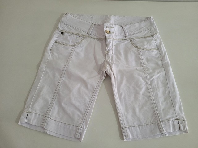 Bermuda feminina marca Carmim original 