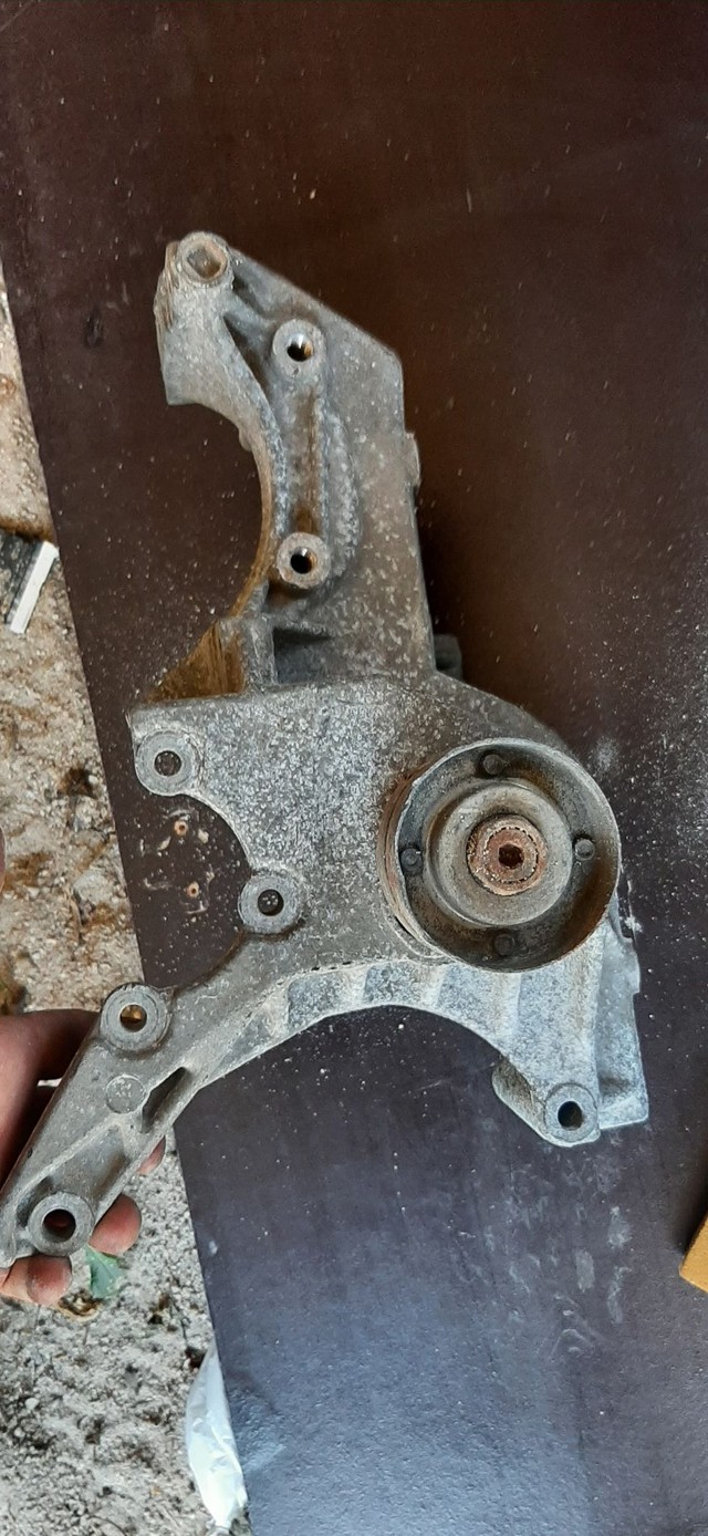 Suporte compressor scenic  - Foto 2