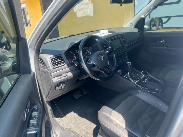 Vw Amarok Cd 4x4 comfortline / diesel / prata / 2020. - Foto 6