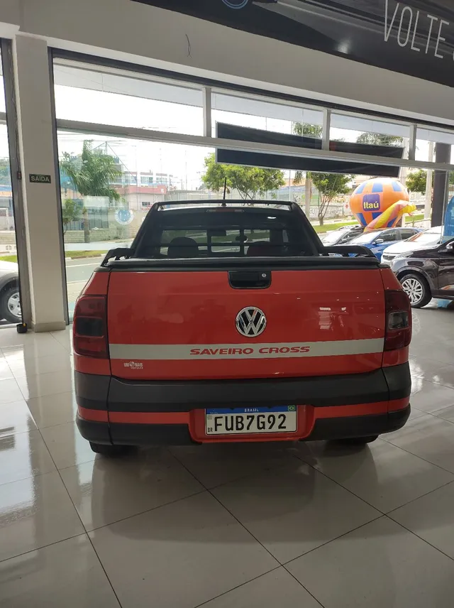 Comprar Picape Volkswagen Saveiro 1.6 G4 Titan Flex Preto 2009 em  Hortolândia-SP