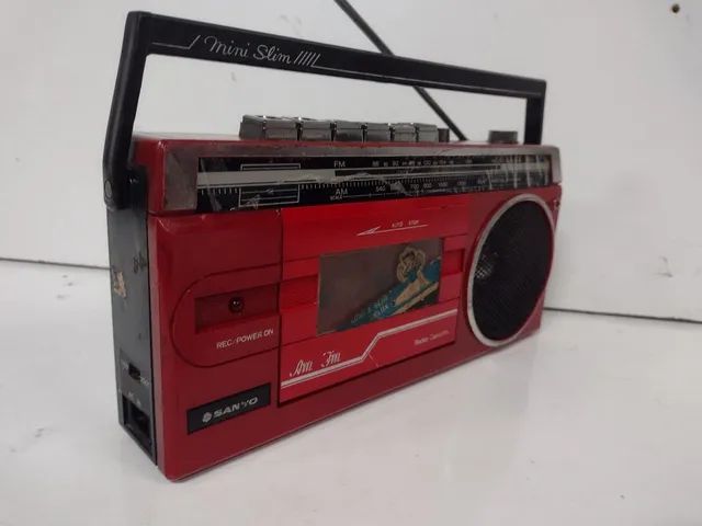 Mini rádio antigo sanyo - Foto 2