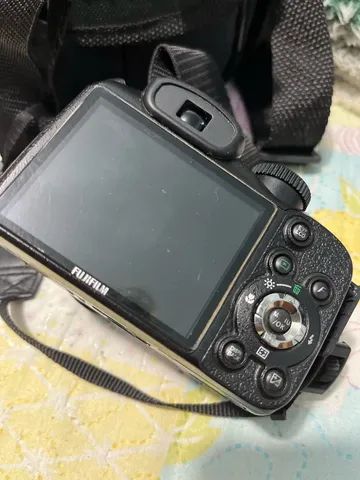 fuji s1800 camera