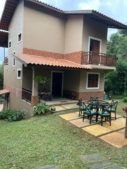 Casa duplex a venda em Guaramiranga-CE