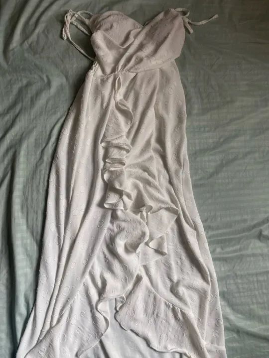 Vestido branco de renda para festa - Foto 2