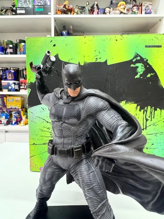 Boneco Batman The Batman (2022) - Colecionável - Foto 3