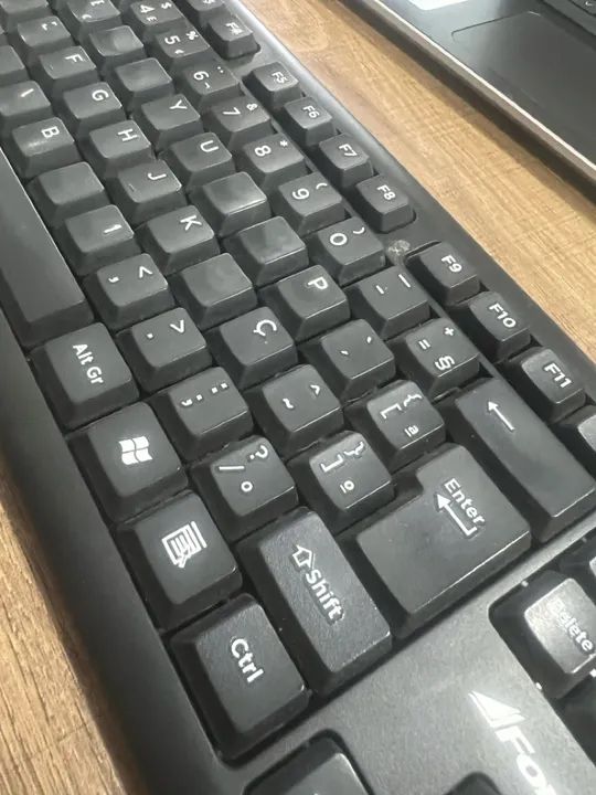 Doação 2 Teclados USB - usado