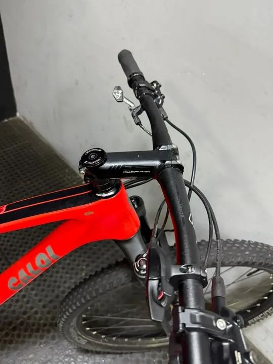Bicicleta Caloi Carbon Fs - tam G - SLX - Rock Shox Reba - Foto 4