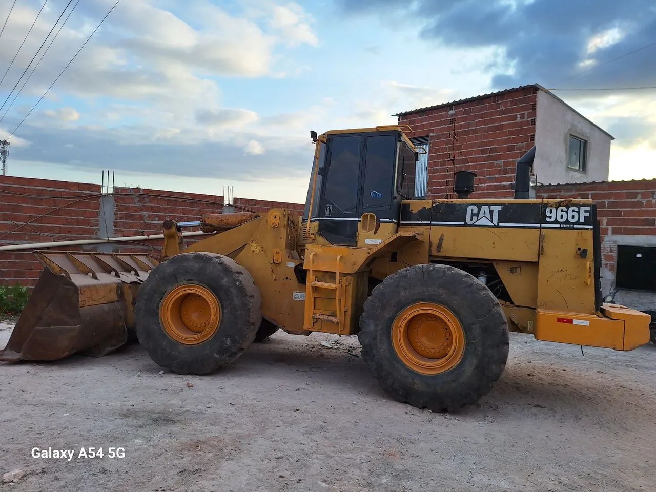 Pa carregadeira cat 966F