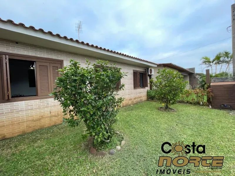 Casa Próximo do Mar com 2 Terrenos em Nova Tramandaí - Foto 2