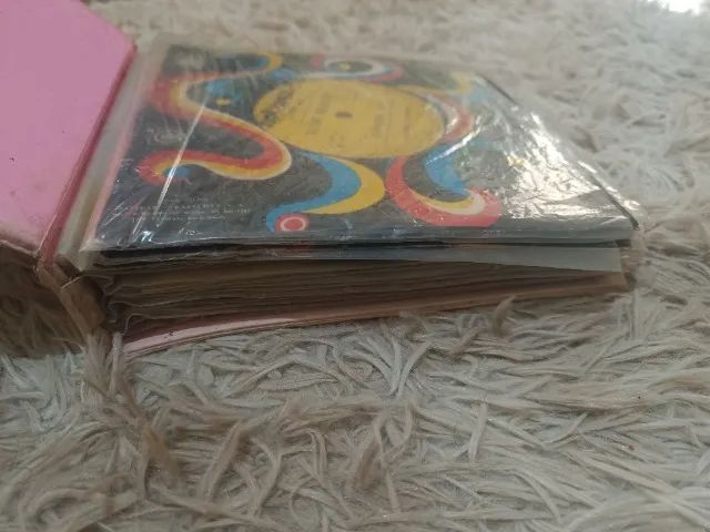 Toca Discos LPs Compactos Vintage Sharp Modelo RP101 + Diversos LPS compactos - Foto 4