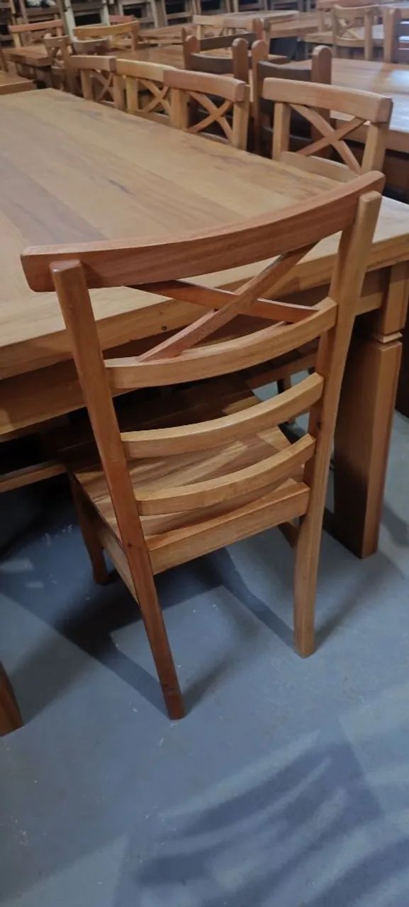 Mesa com 10 cadeiras 2.50x1 $ 4899,00 frete grátis nova e a pronta entrega - Foto 2