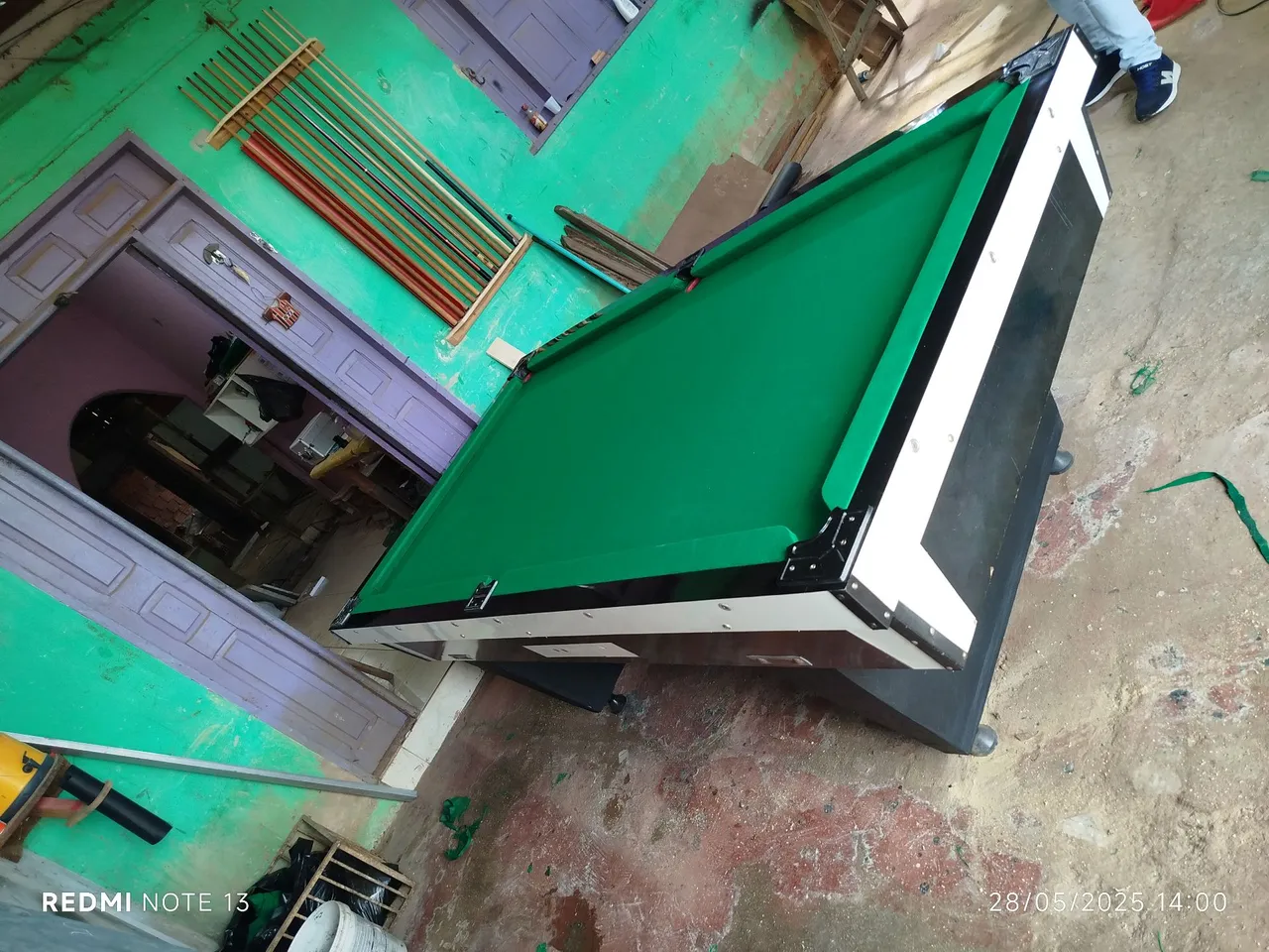 Mesa de sinuca profissional semi nova