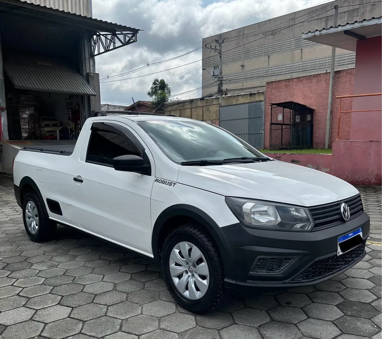 VW SAVEIRO ROBUST 1.6 FLEX ANO 2017 COMPLETA