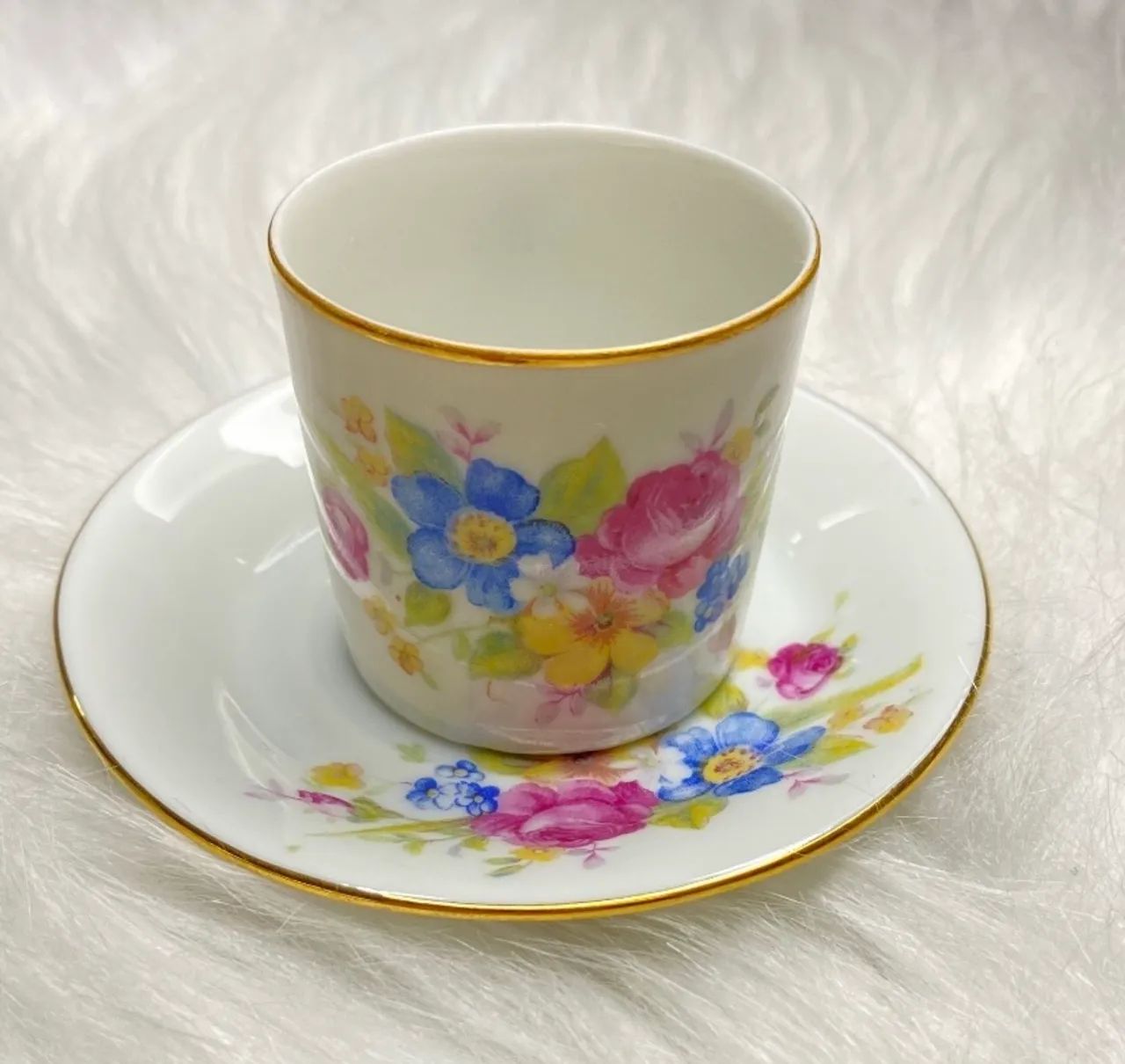 xicara de cafe floral de porcelana polonesa antiga