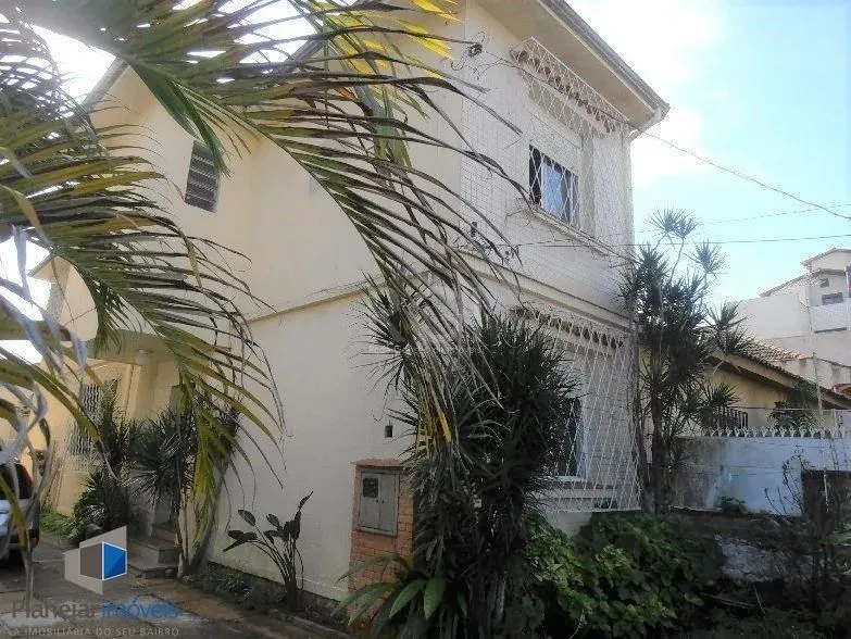 Casa para Venda - 159m², 3 dormitórios, 3 vagas - Menino Deus