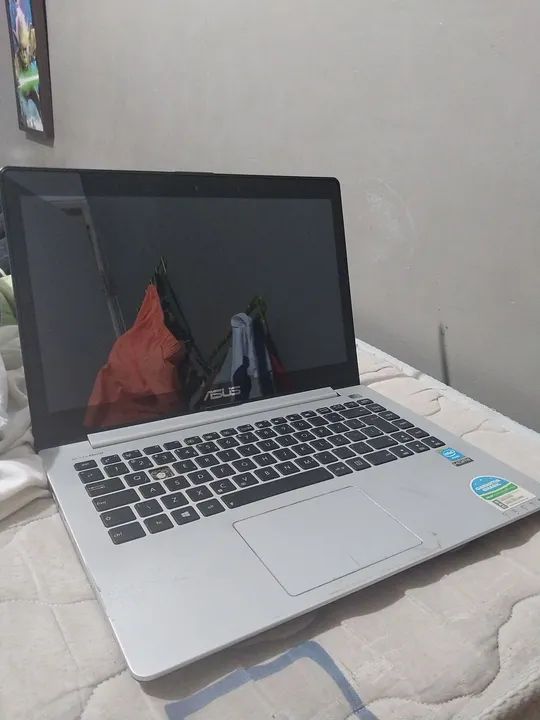 2 notebook com defeito, por 200 reais, faço desconto