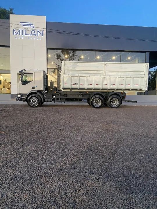 VOLVO VM 330 6X4 ROLLON OFF CAÇAMBA AGRICOLA - Foto 4