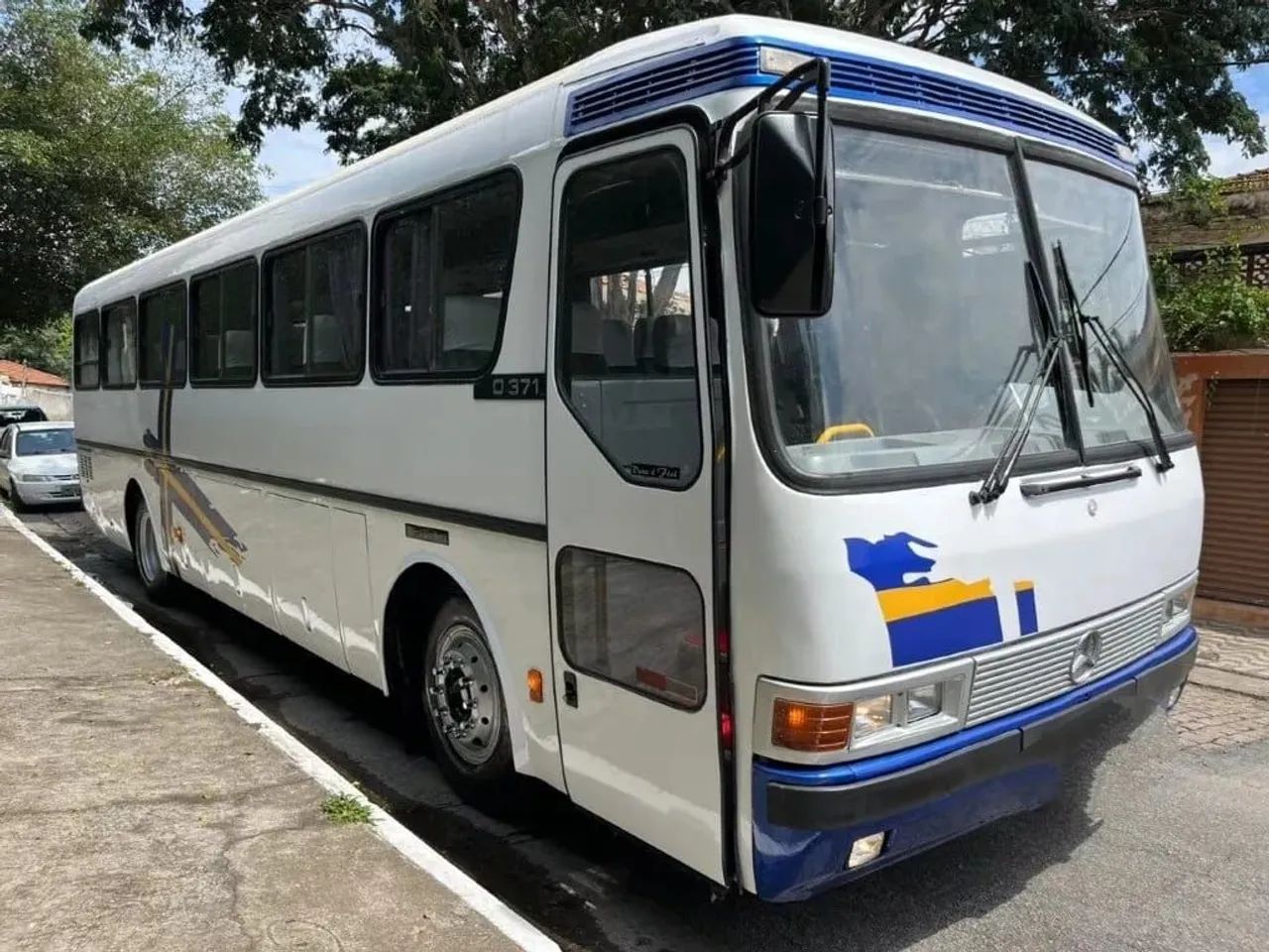 Ônibus Monobloco De Fretamentos Relíquia Mercedes 0371 R - Foto 2