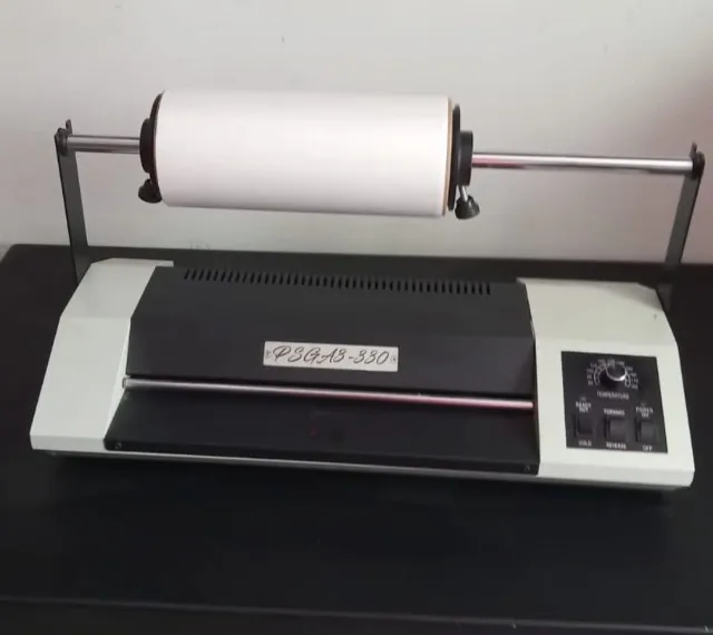 Vendo Laminadora com Suporte PSG A3 - Bem Conservada