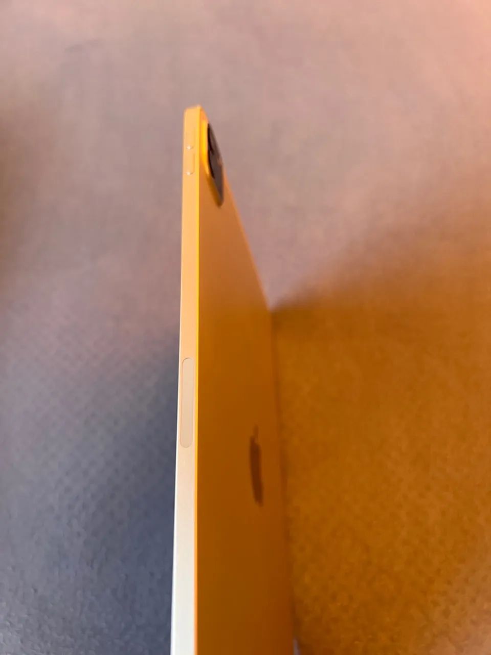 iPad Pro 4 M2 256 Gb Prata + capa magnética + teclado - Foto 4