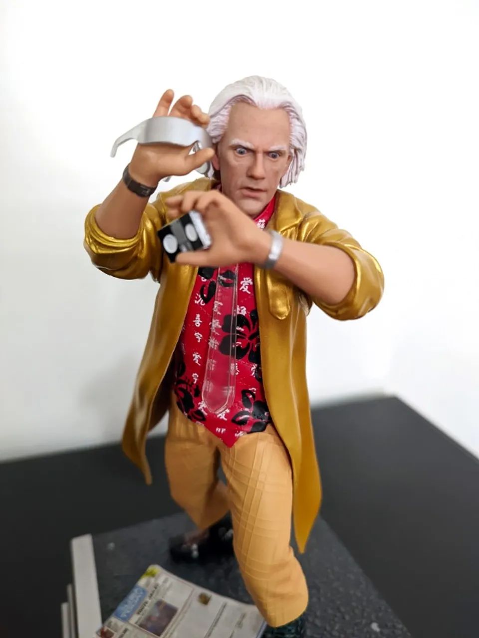 Doc Brown Back To The Future 2 - Iron Studios Art Scale 1/10 - Foto 3