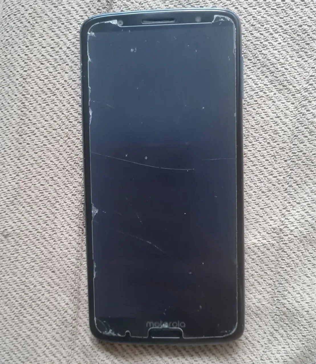 Motorola G6 Plus *Com Defeito*