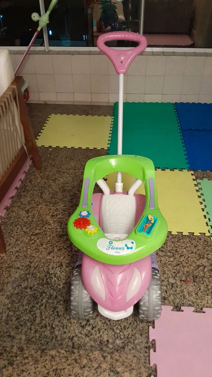 Andador Infantil - Carro - Flower - Rosa