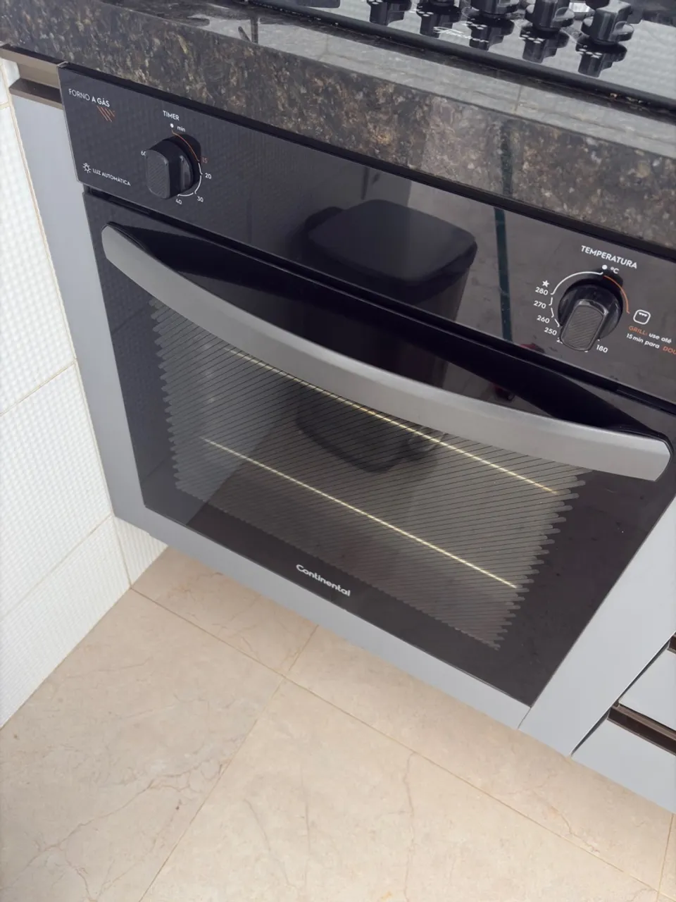 Forno a gás Continental seminovo