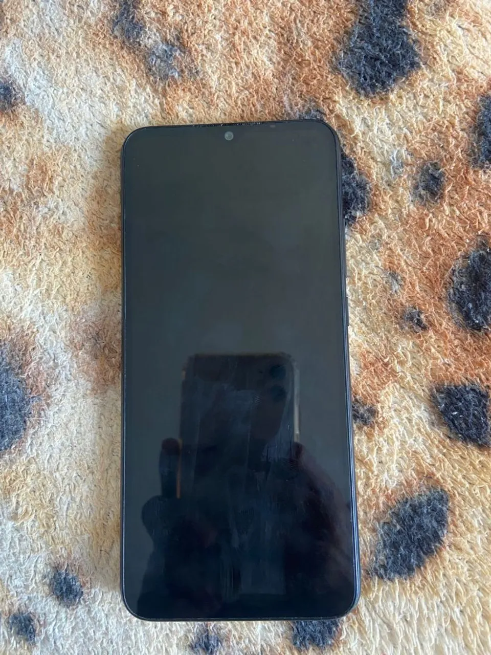 Vendo ou troco este celular, mais informações só chamar no pv